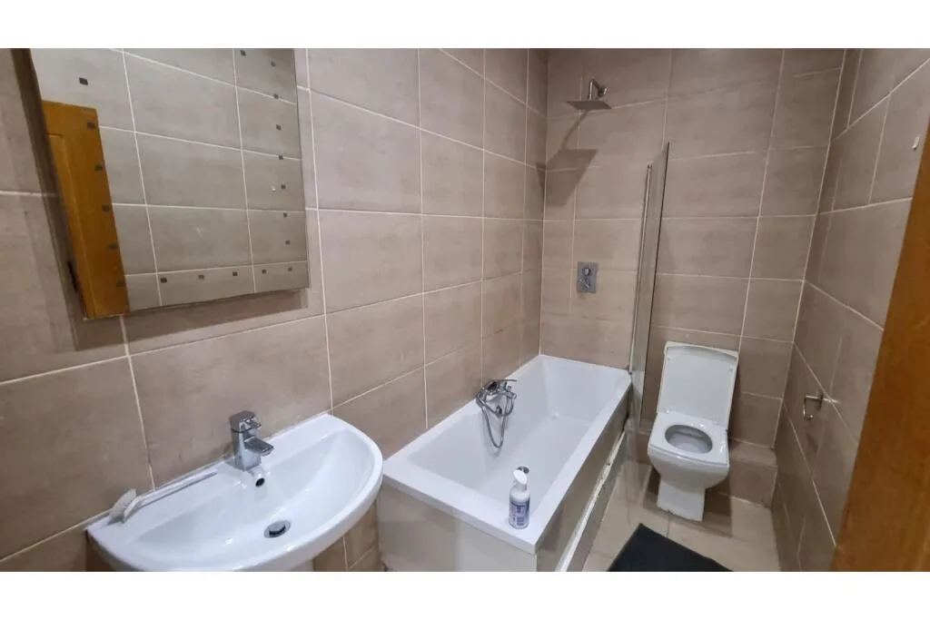 4 bedroom terraced house for rent