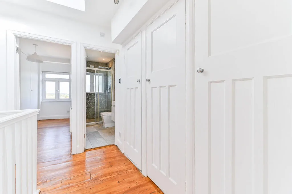 2 bedroom maisonette for rent