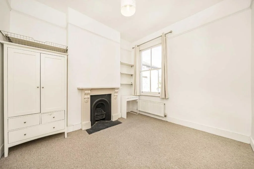 4 bedroom terraced house for rent