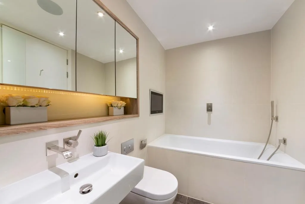 3 bedroom flat for rent