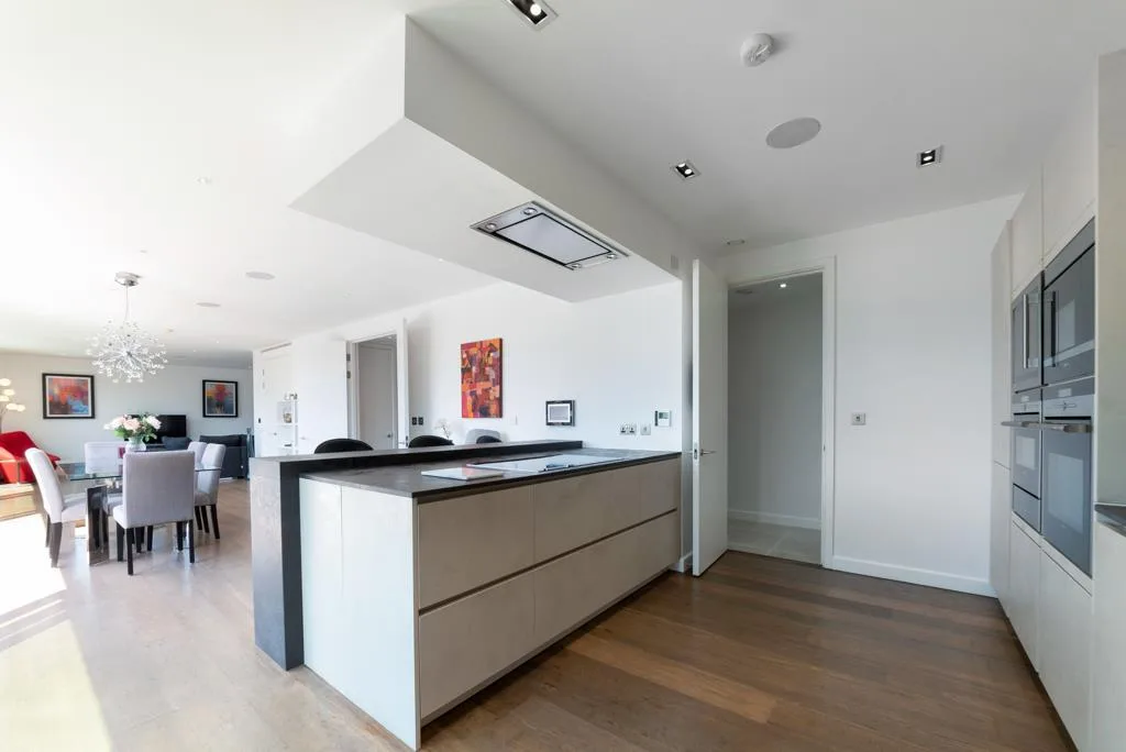3 bedroom flat for rent