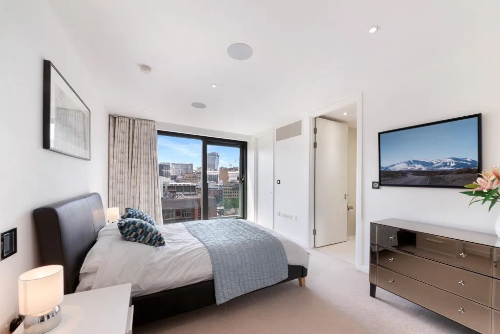 3 bedroom flat for rent