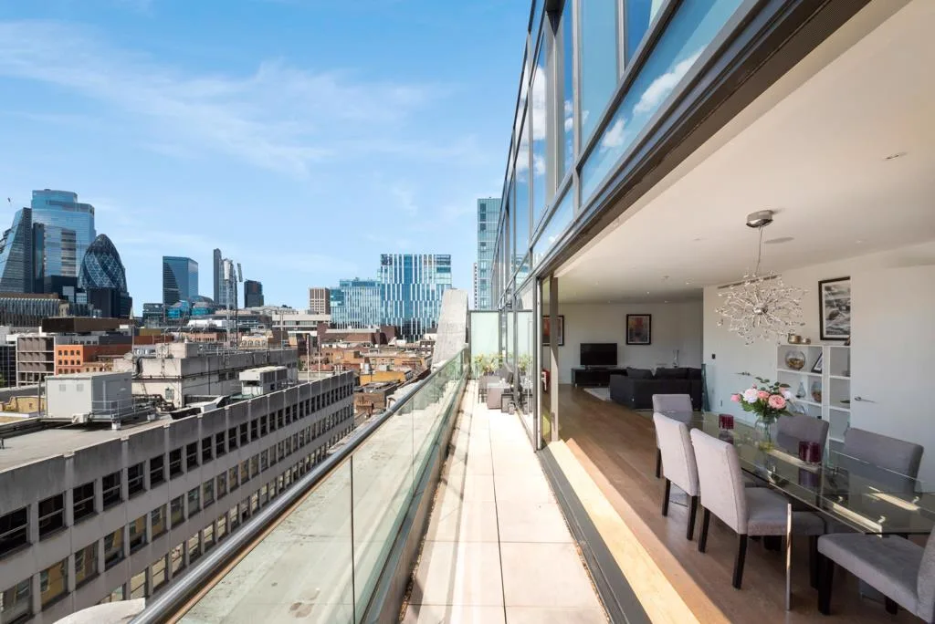 3 bedroom flat for rent