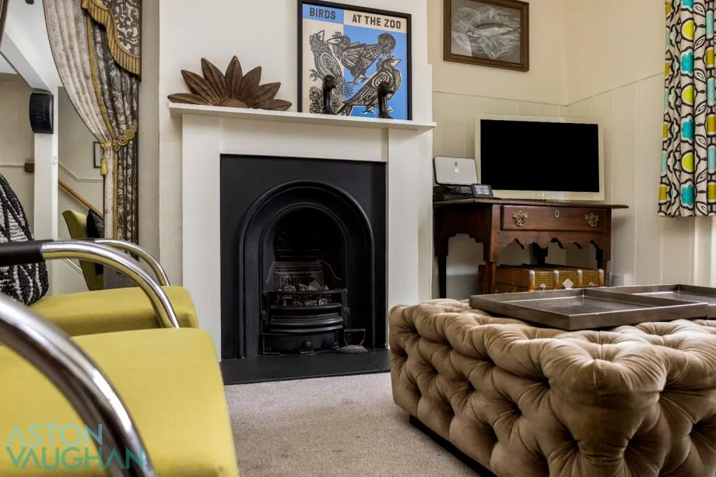 4 bedroom terraced house for rent