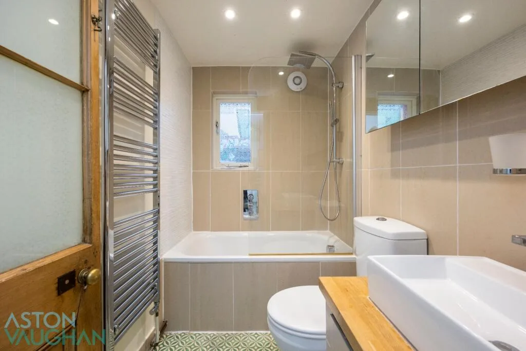 4 bedroom terraced house for rent