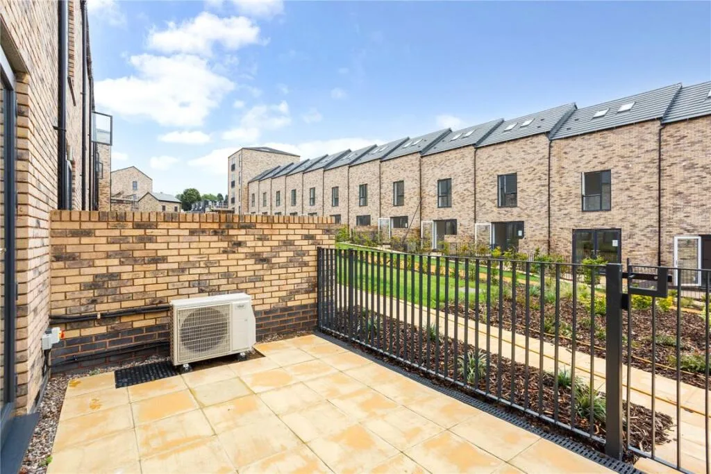 2 bedroom terraced house for rent