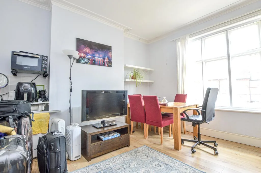 1 bedroom house for rent