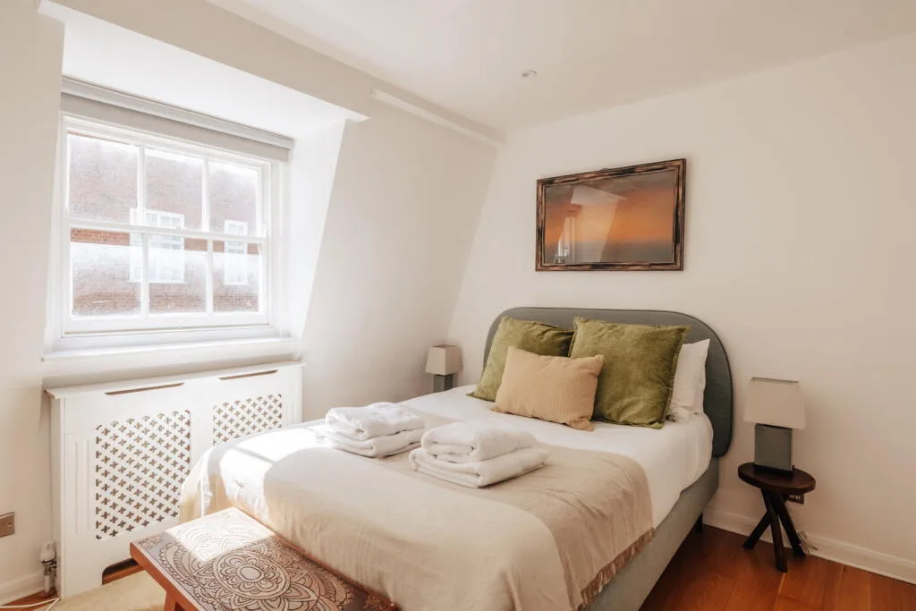5 bedroom terraced house for rent
