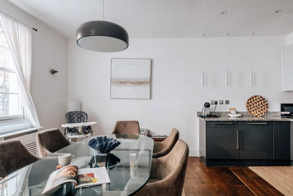 5 bedroom terraced house for rent