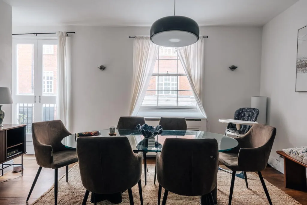5 bedroom terraced house for rent