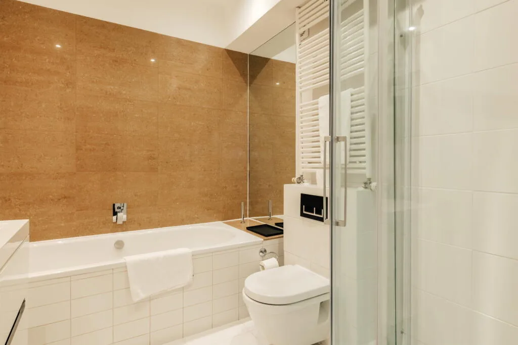 5 bedroom terraced house for rent