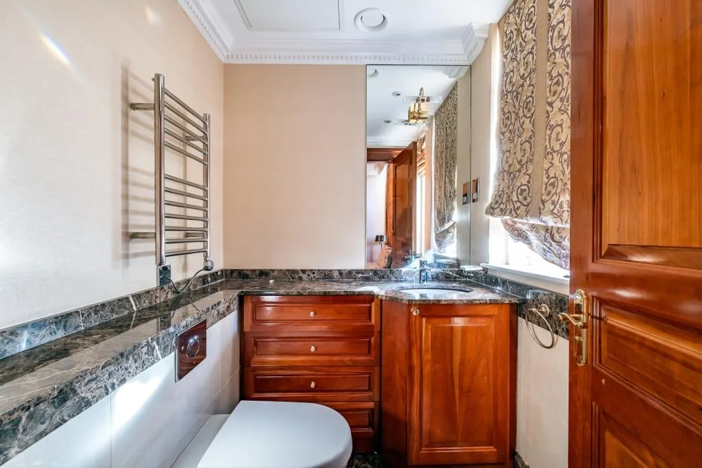 5 bedroom flat for rent