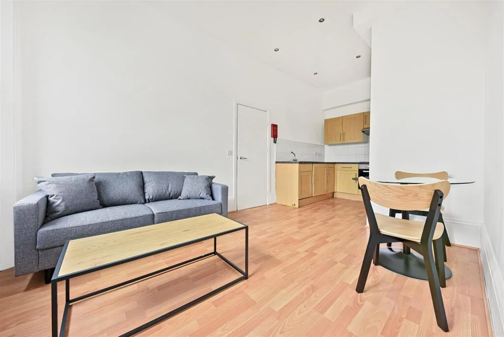 1 bedroom flat for rent