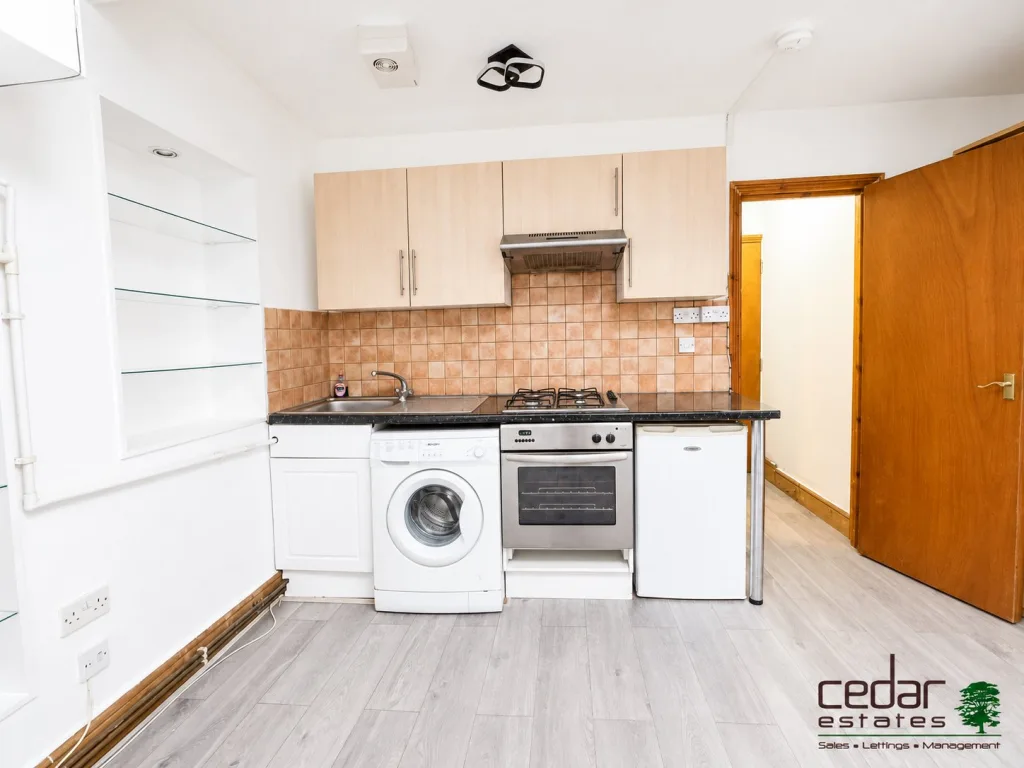 Studio flat for rent