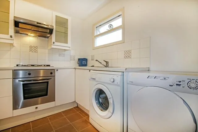1 bedroom maisonette for rent