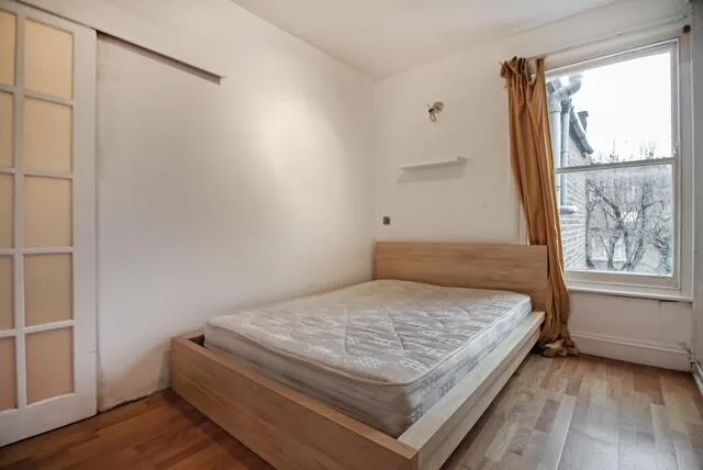 1 bedroom maisonette for rent