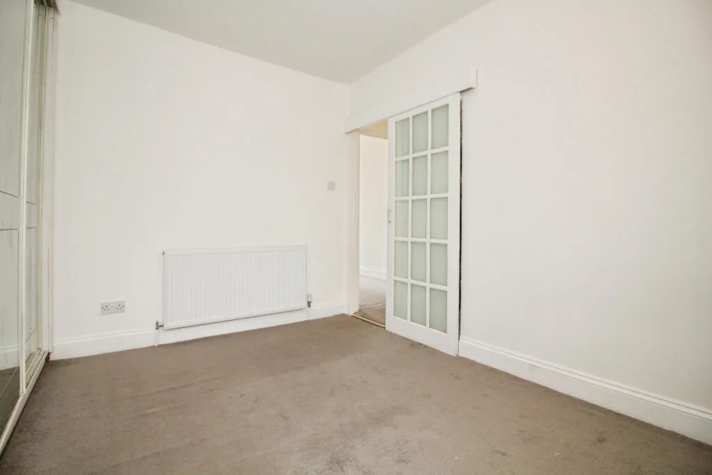 1 bedroom maisonette for rent