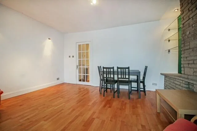 1 bedroom maisonette for rent