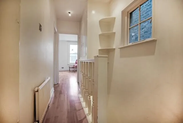 1 bedroom maisonette for rent