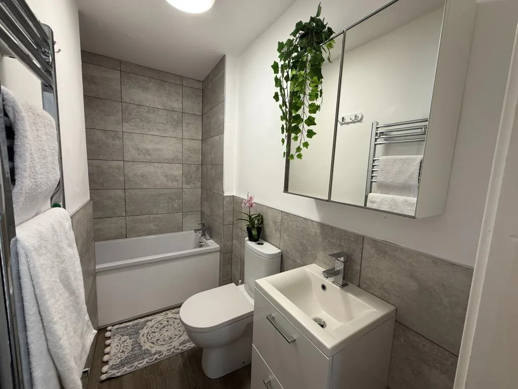 3 bedroom maisonette for rent