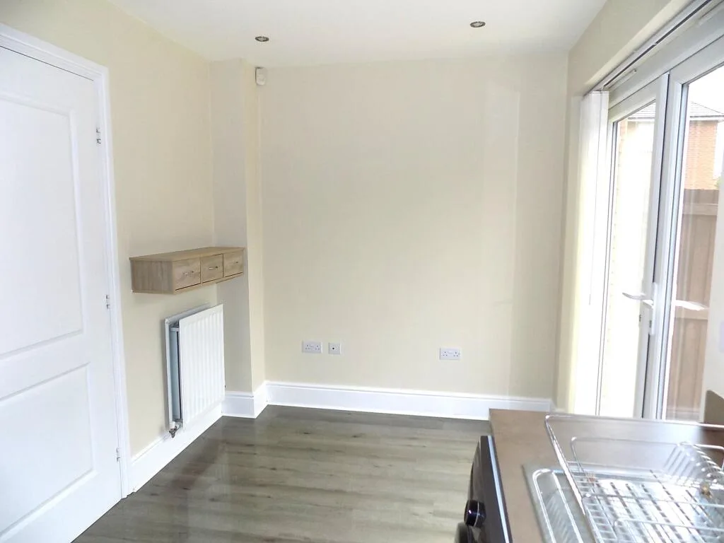 2 bedroom terraced house for rent