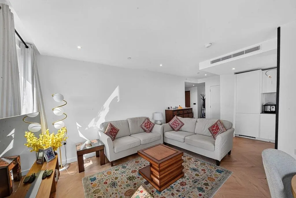 3 bedroom flat for rent