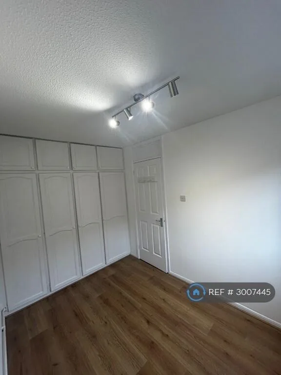2 bedroom terraced house for rent