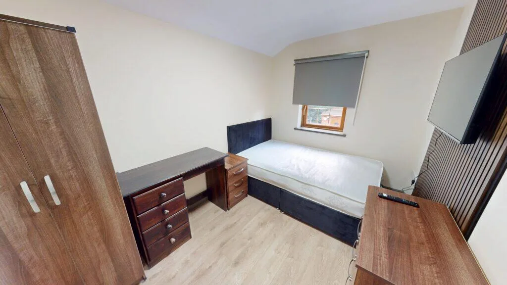 7 bedroom house for rent