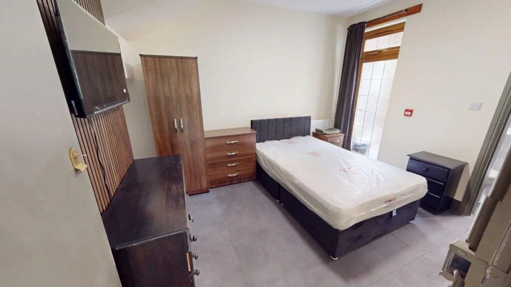 7 bedroom house for rent