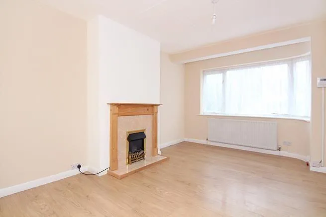 2 bedroom maisonette for rent