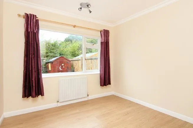 2 bedroom maisonette for rent