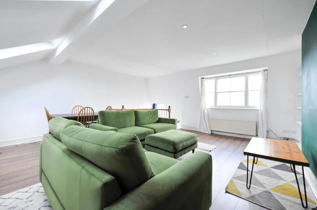 2 bedroom flat for rent