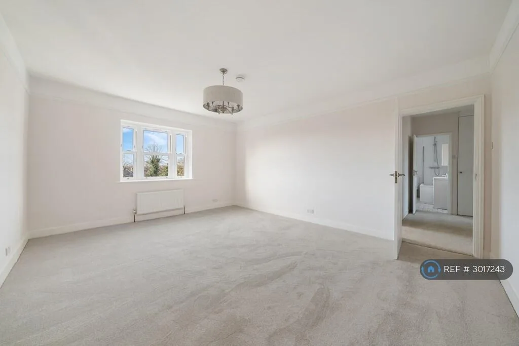 3 bedroom flat for rent