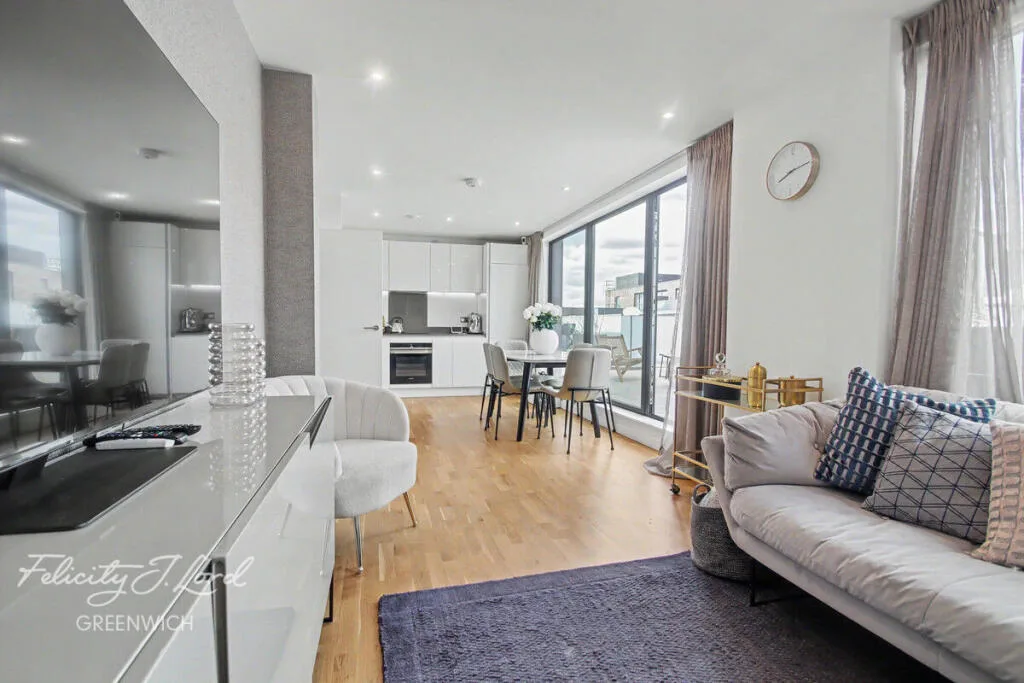 3 bedroom flat for rent