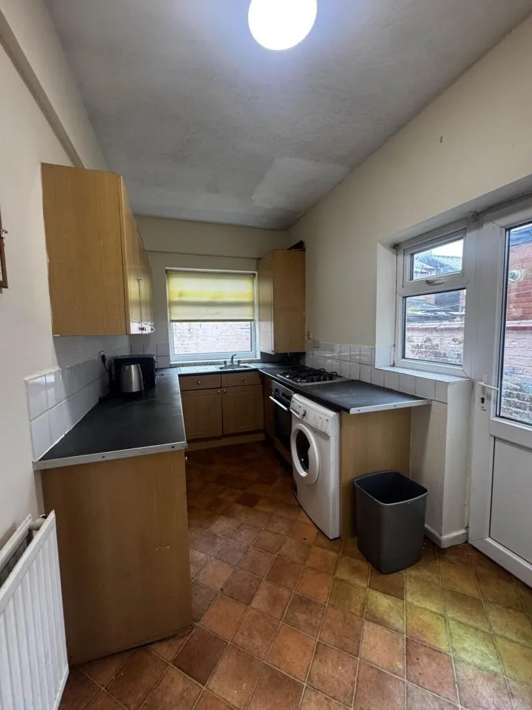 2 bedroom semi-detached house for rent