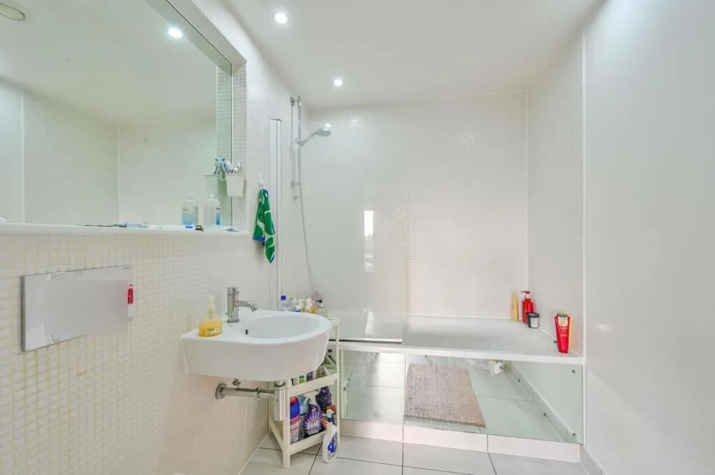 4 bedroom apartment for rent
