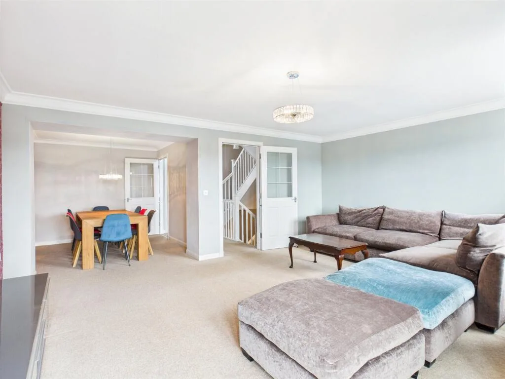 4 bedroom house for rent