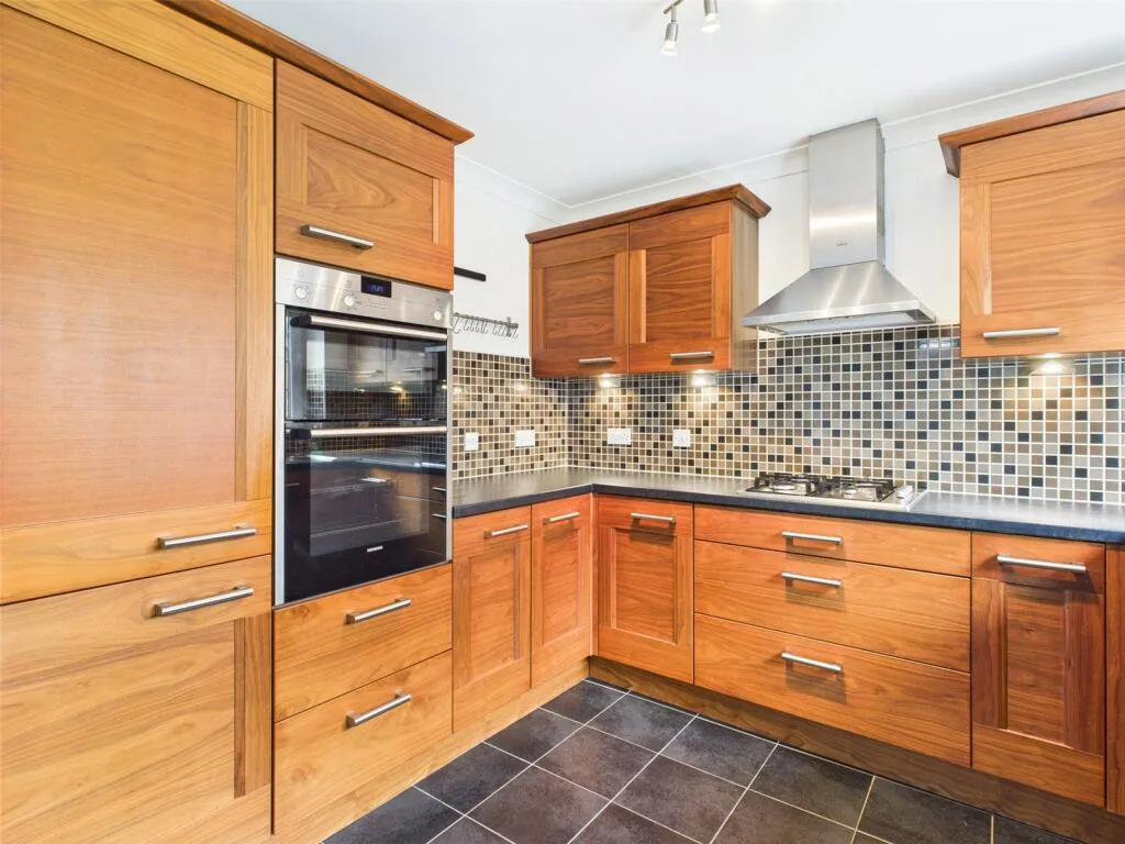 4 bedroom house for rent