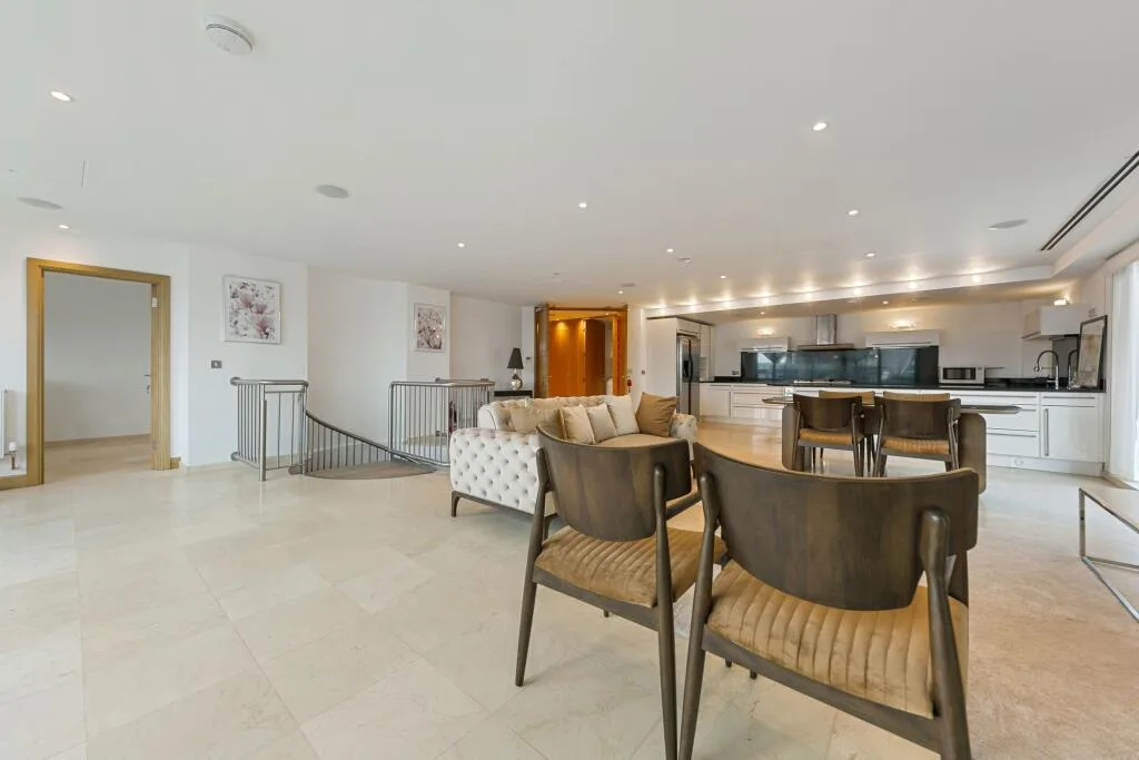 3 bedroom apartment for rent