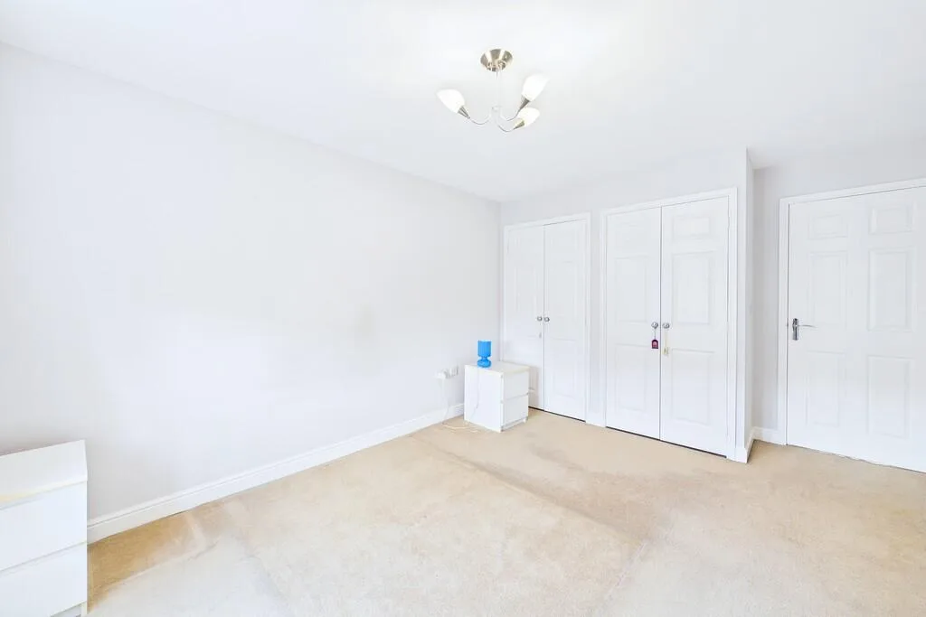 4 bedroom detached house for rent