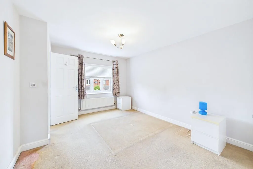 4 bedroom detached house for rent
