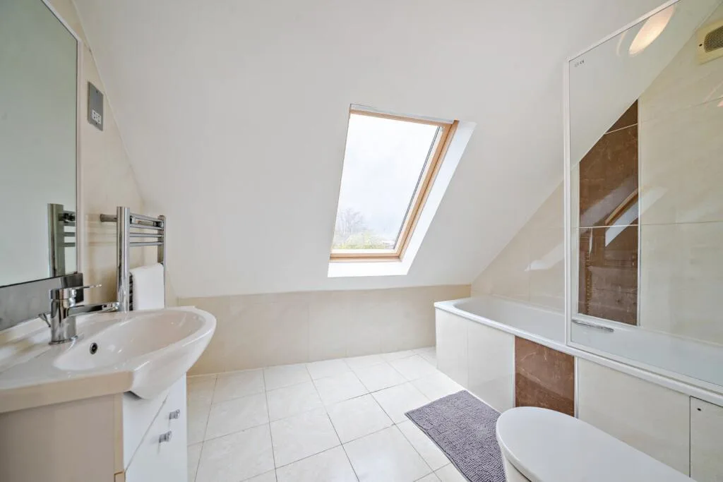 3 bedroom flat for rent