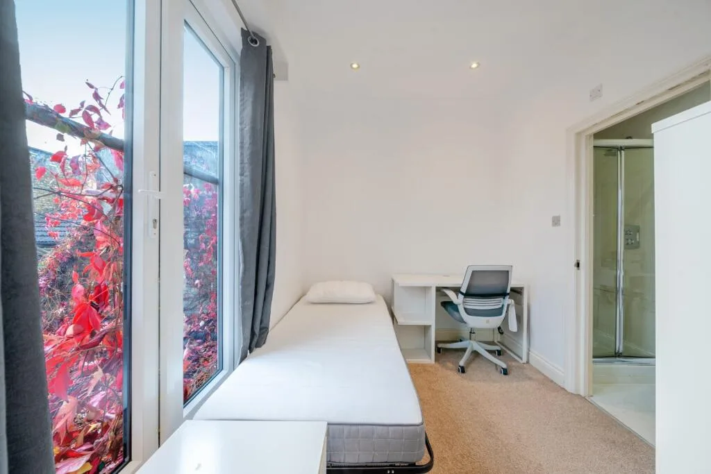 3 bedroom flat for rent