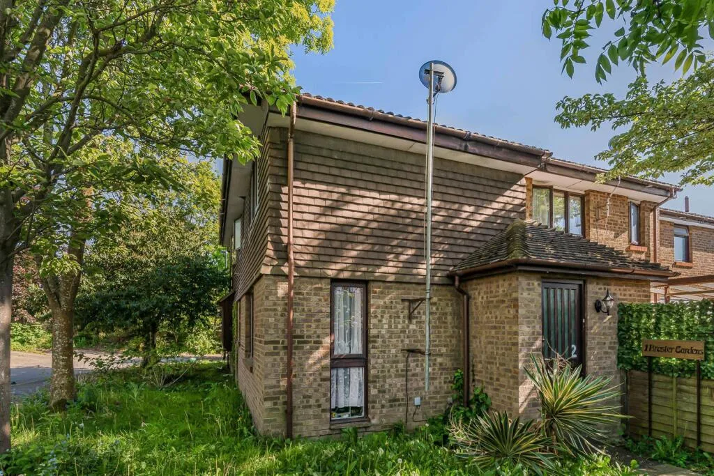 1 bedroom end of terrace house for rent