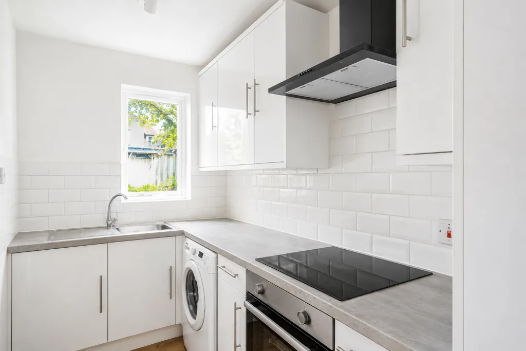 1 bedroom end of terrace house for rent