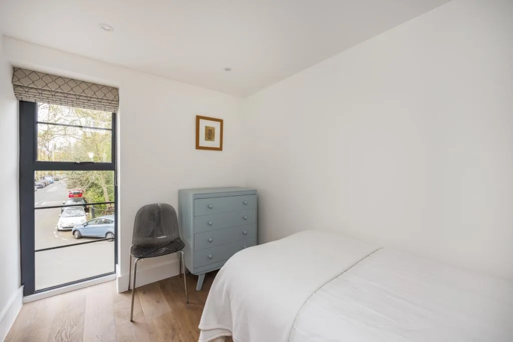 3 bedroom flat for rent