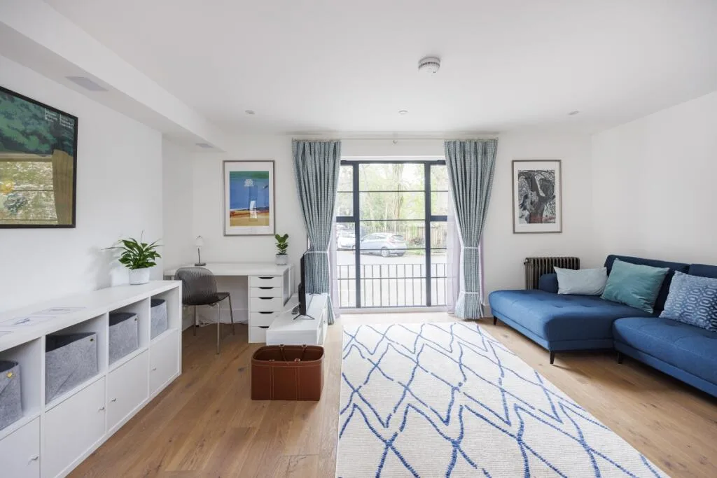 3 bedroom flat for rent