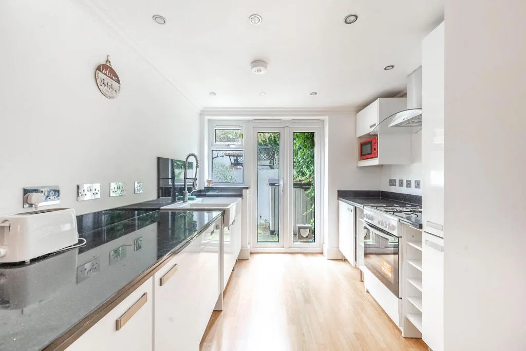 2 bedroom flat for rent