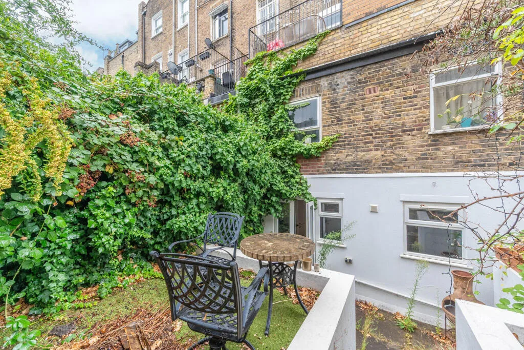 2 bedroom flat for rent