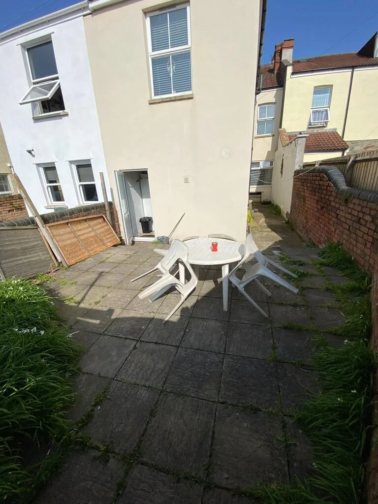 1 bedroom house for rent